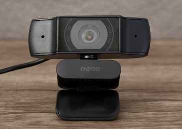 Webcam-danh-cho-may-ban